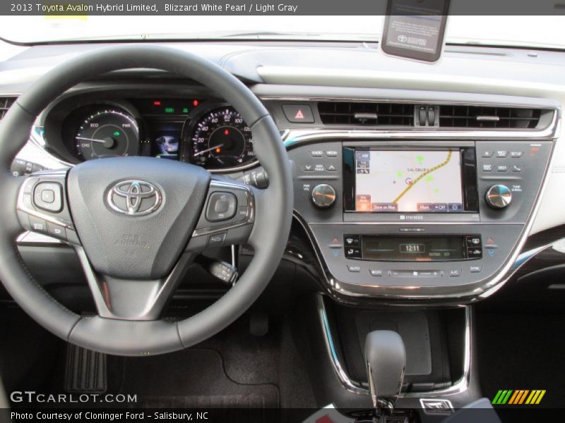 Blizzard White Pearl / Light Gray 2013 Toyota Avalon Hybrid Limited