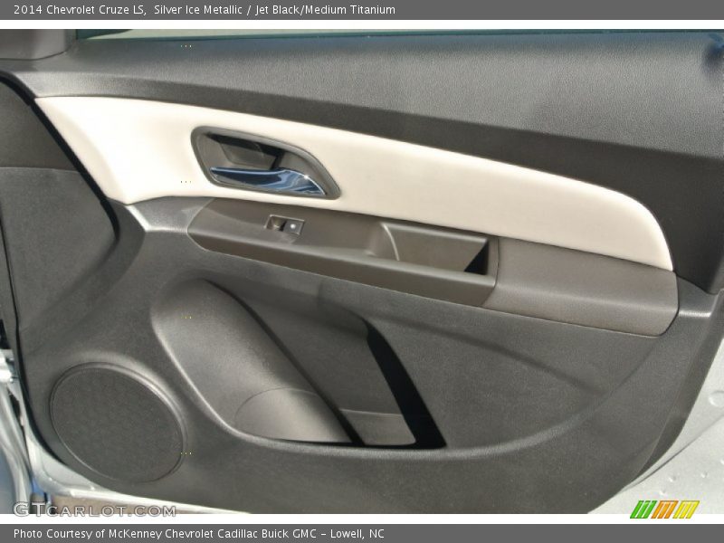 Silver Ice Metallic / Jet Black/Medium Titanium 2014 Chevrolet Cruze LS