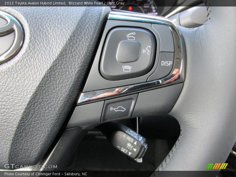 Blizzard White Pearl / Light Gray 2013 Toyota Avalon Hybrid Limited