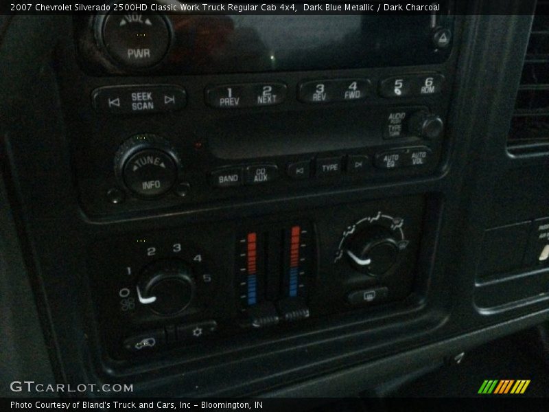 Dark Blue Metallic / Dark Charcoal 2007 Chevrolet Silverado 2500HD Classic Work Truck Regular Cab 4x4