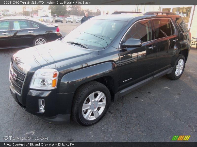 Front 3/4 View of 2013 Terrain SLE AWD