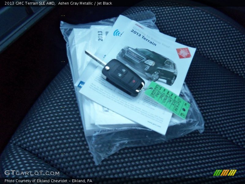 Ashen Gray Metallic / Jet Black 2013 GMC Terrain SLE AWD