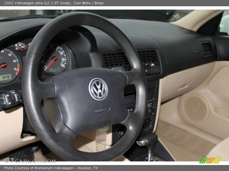 Cool White / Beige 2002 Volkswagen Jetta GLS 1.8T Sedan