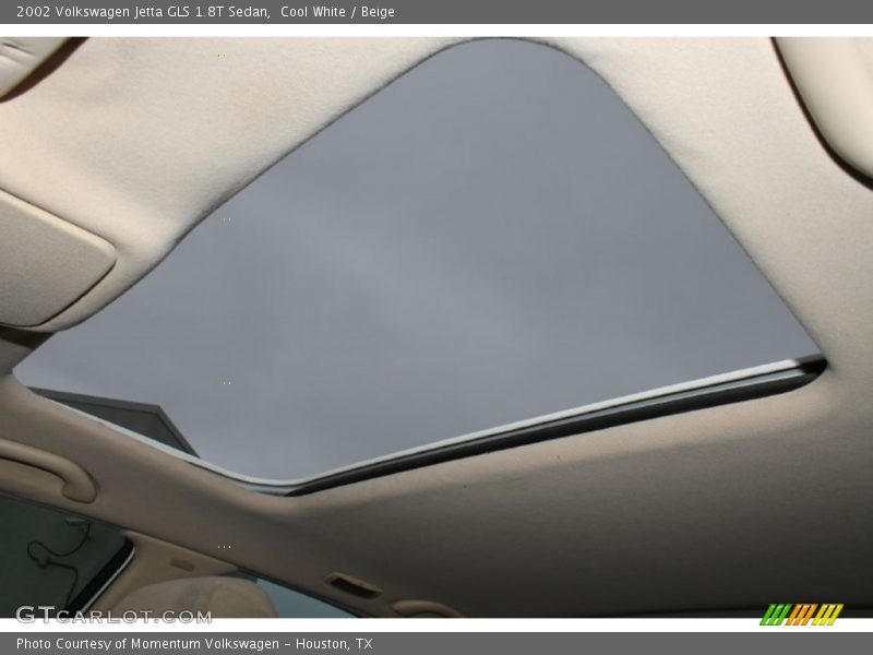 Cool White / Beige 2002 Volkswagen Jetta GLS 1.8T Sedan