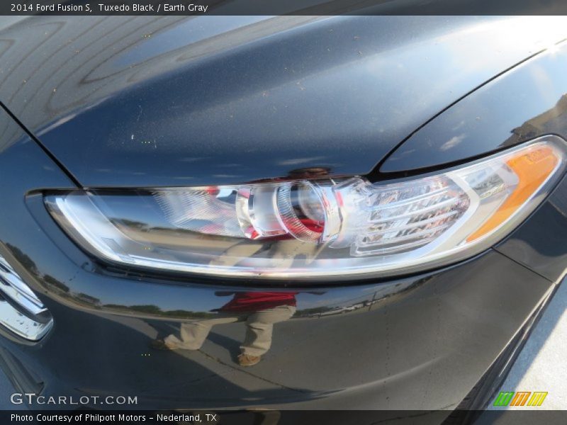 Tuxedo Black / Earth Gray 2014 Ford Fusion S