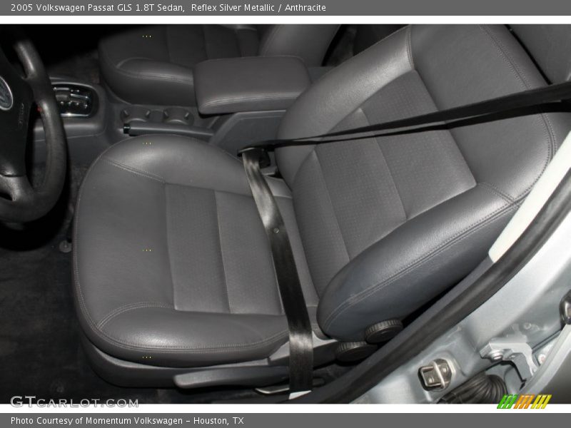 Reflex Silver Metallic / Anthracite 2005 Volkswagen Passat GLS 1.8T Sedan