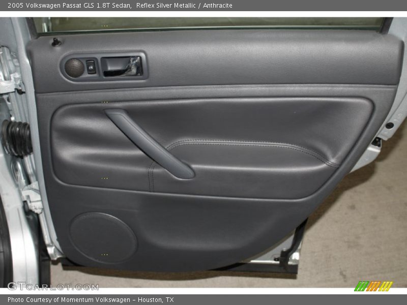 Reflex Silver Metallic / Anthracite 2005 Volkswagen Passat GLS 1.8T Sedan
