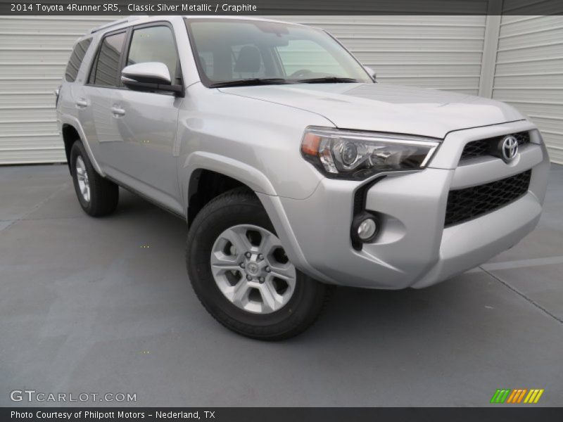 Classic Silver Metallic / Graphite 2014 Toyota 4Runner SR5