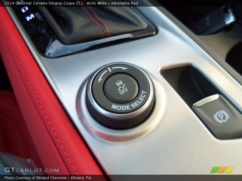 Controls of 2014 Corvette Stingray Coupe Z51