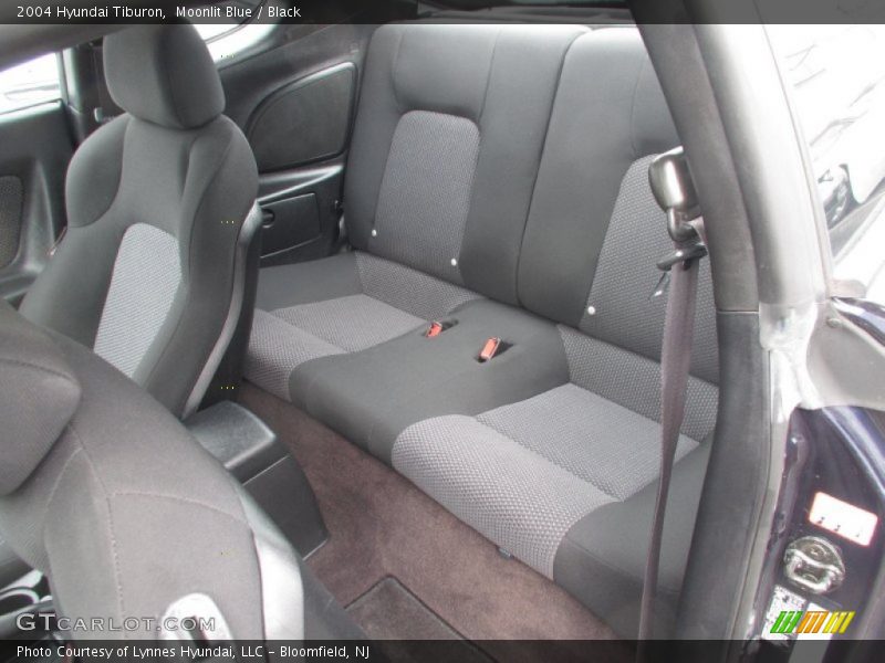 Rear Seat of 2004 Tiburon 