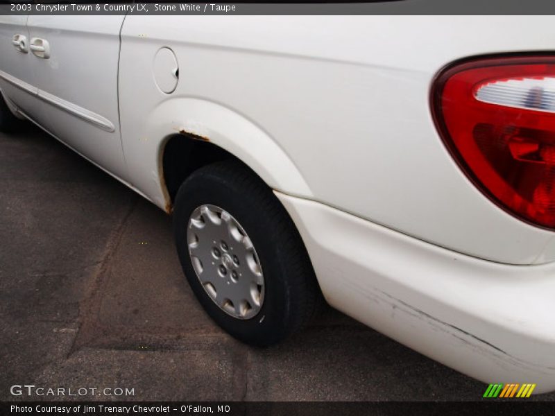 Stone White / Taupe 2003 Chrysler Town & Country LX