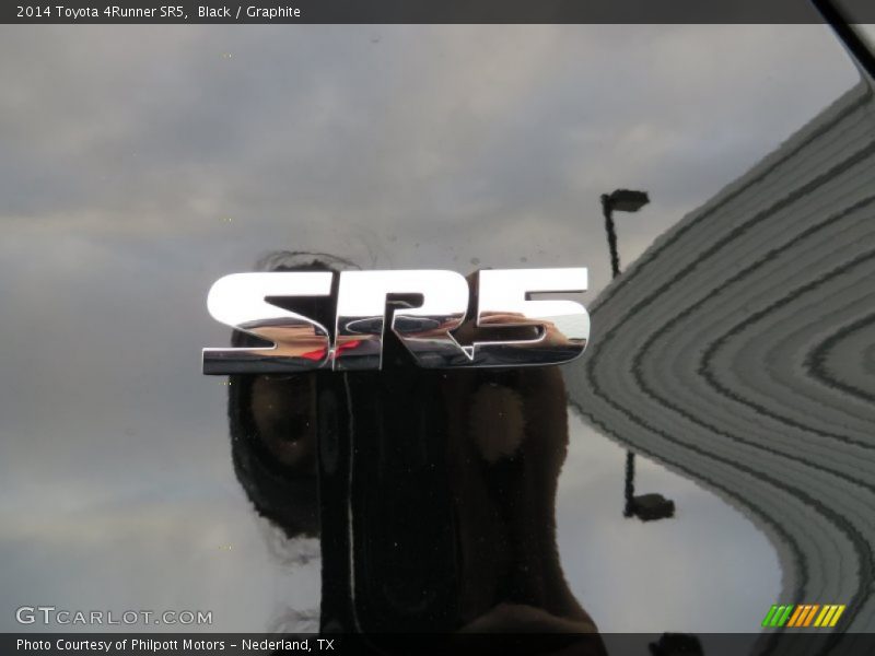 Black / Graphite 2014 Toyota 4Runner SR5