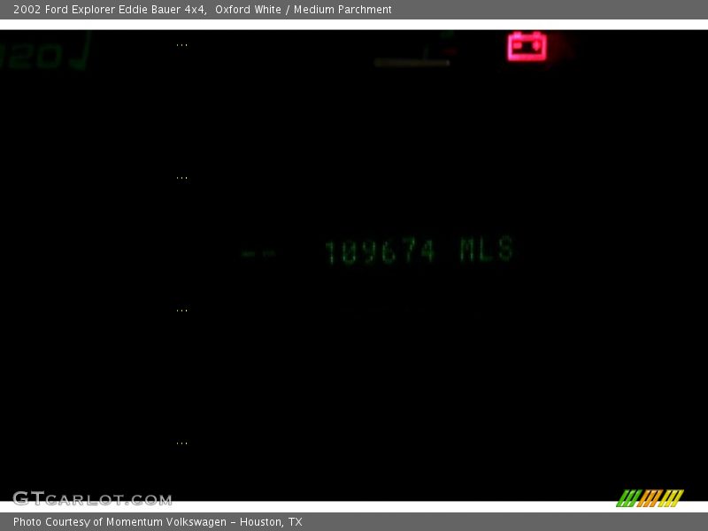 Oxford White / Medium Parchment 2002 Ford Explorer Eddie Bauer 4x4
