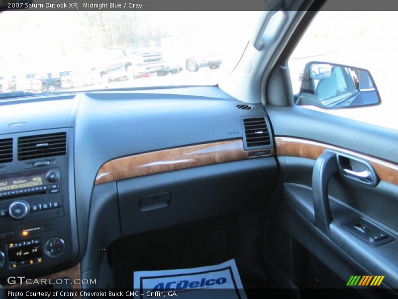 Midnight Blue / Gray 2007 Saturn Outlook XR