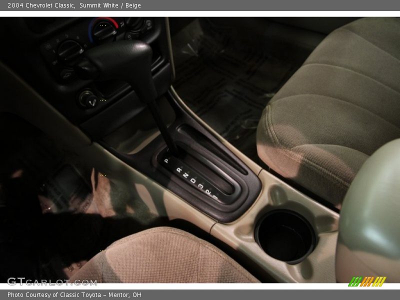 Summit White / Beige 2004 Chevrolet Classic