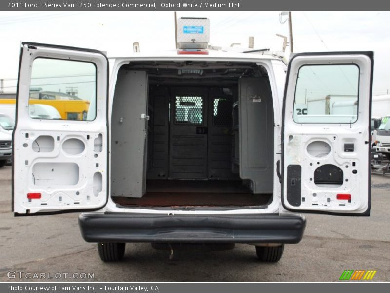 Oxford White / Medium Flint 2011 Ford E Series Van E250 Extended Commercial