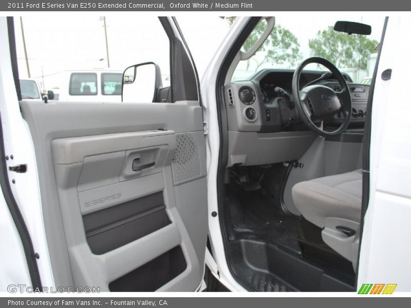 Oxford White / Medium Flint 2011 Ford E Series Van E250 Extended Commercial