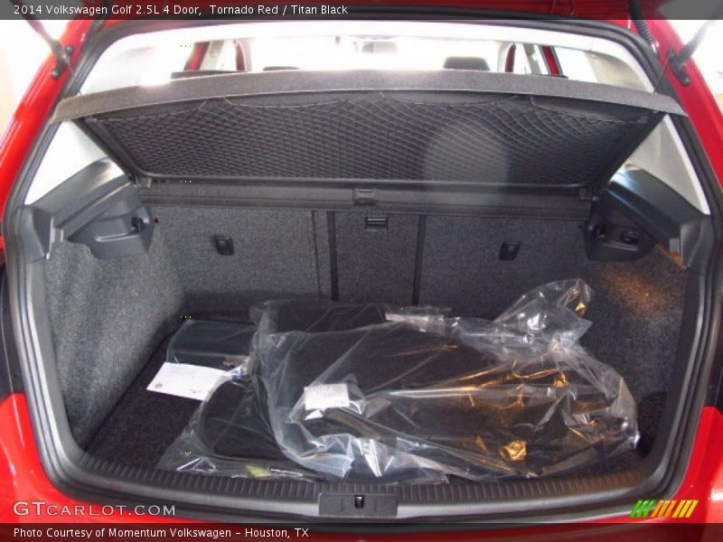 Tornado Red / Titan Black 2014 Volkswagen Golf 2.5L 4 Door