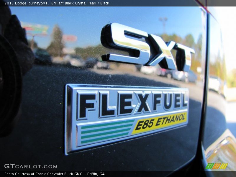 Brilliant Black Crystal Pearl / Black 2013 Dodge Journey SXT