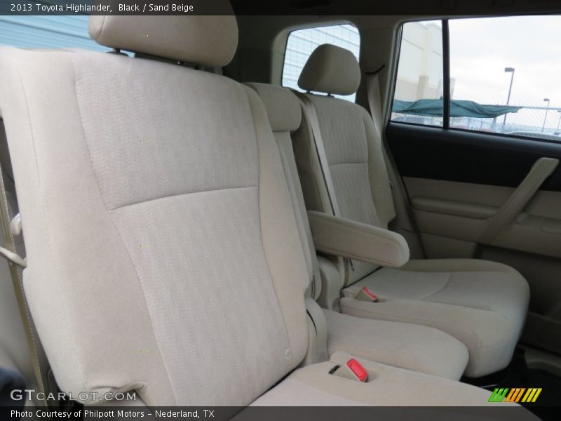 Black / Sand Beige 2013 Toyota Highlander