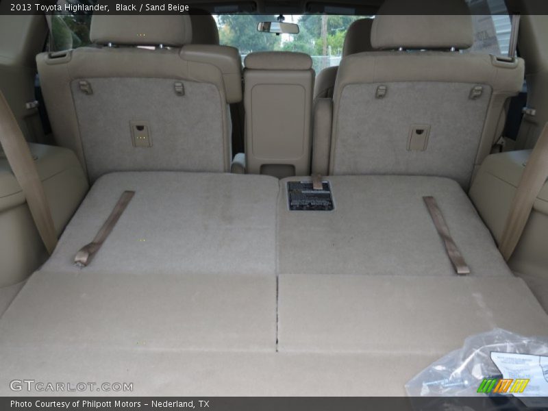 Black / Sand Beige 2013 Toyota Highlander