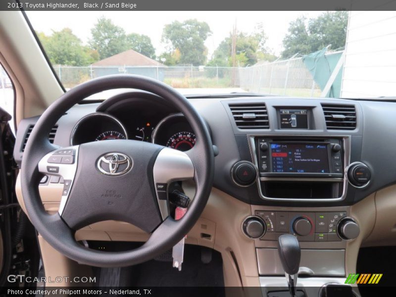 Black / Sand Beige 2013 Toyota Highlander