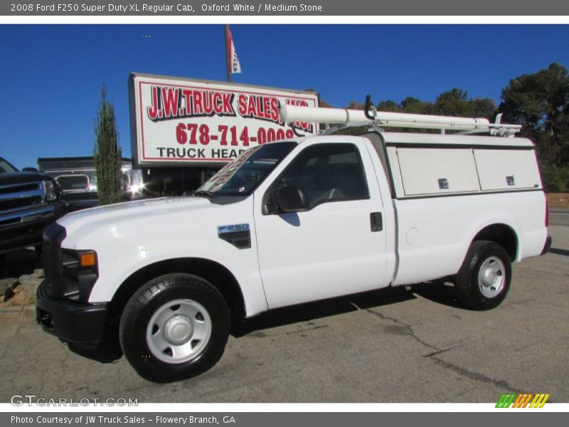 Oxford White / Medium Stone 2008 Ford F250 Super Duty XL Regular Cab