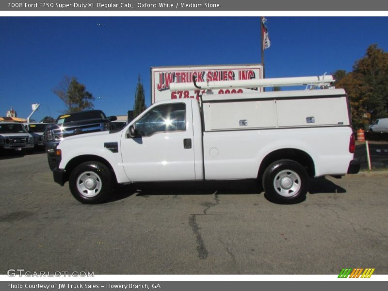 Oxford White / Medium Stone 2008 Ford F250 Super Duty XL Regular Cab