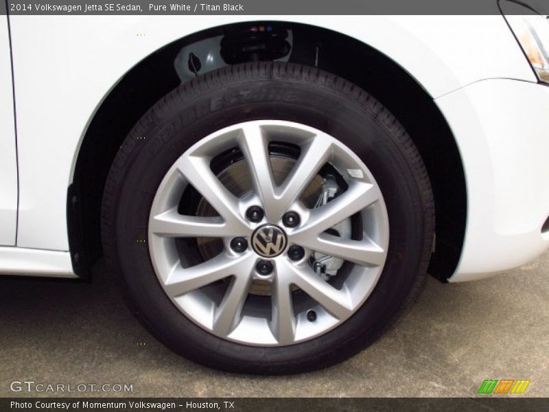 Pure White / Titan Black 2014 Volkswagen Jetta SE Sedan