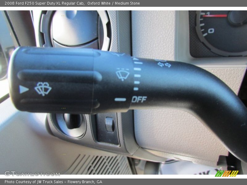 Oxford White / Medium Stone 2008 Ford F250 Super Duty XL Regular Cab