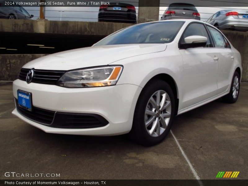 Pure White / Titan Black 2014 Volkswagen Jetta SE Sedan