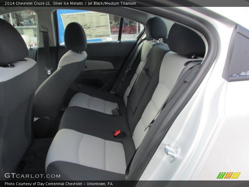 Silver Ice Metallic / Jet Black/Medium Titanium 2014 Chevrolet Cruze LS