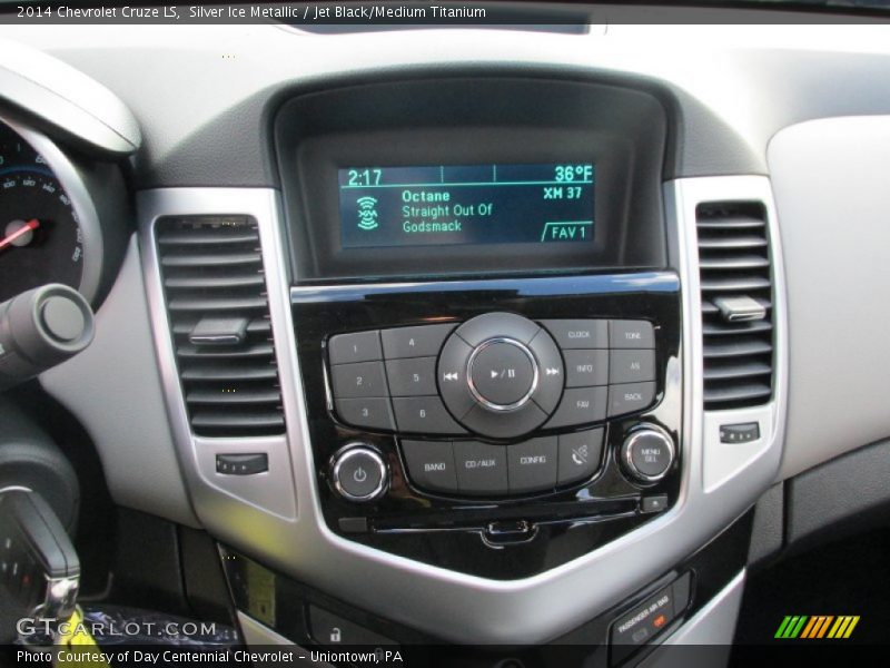 Silver Ice Metallic / Jet Black/Medium Titanium 2014 Chevrolet Cruze LS