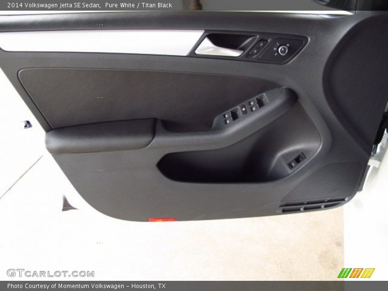 Pure White / Titan Black 2014 Volkswagen Jetta SE Sedan