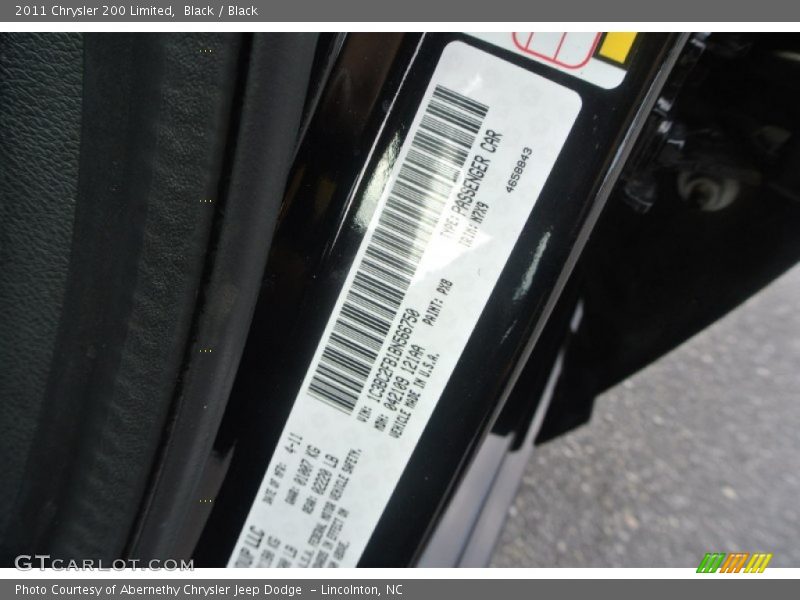 Black / Black 2011 Chrysler 200 Limited