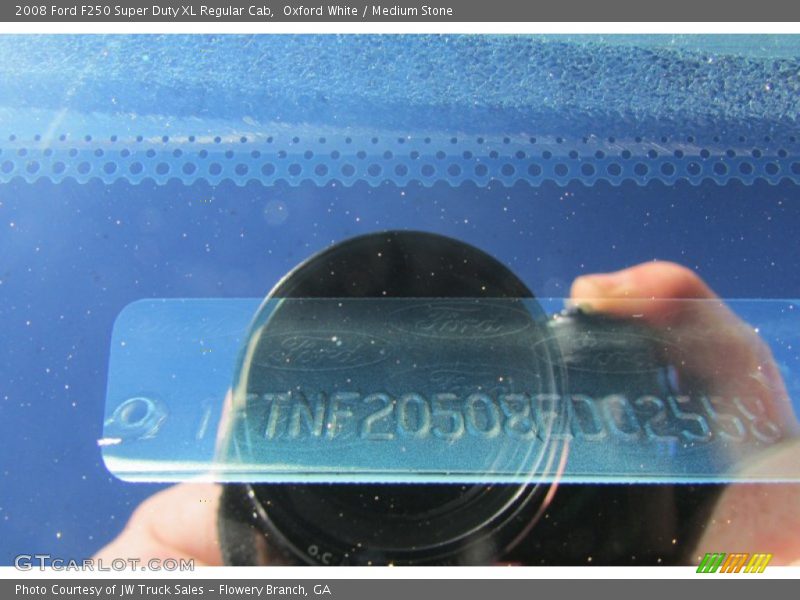 Oxford White / Medium Stone 2008 Ford F250 Super Duty XL Regular Cab