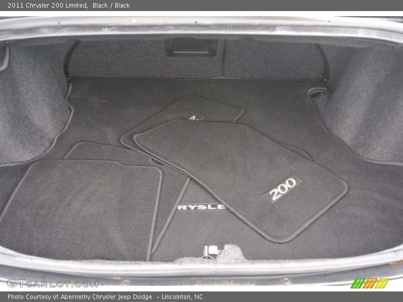 Black / Black 2011 Chrysler 200 Limited