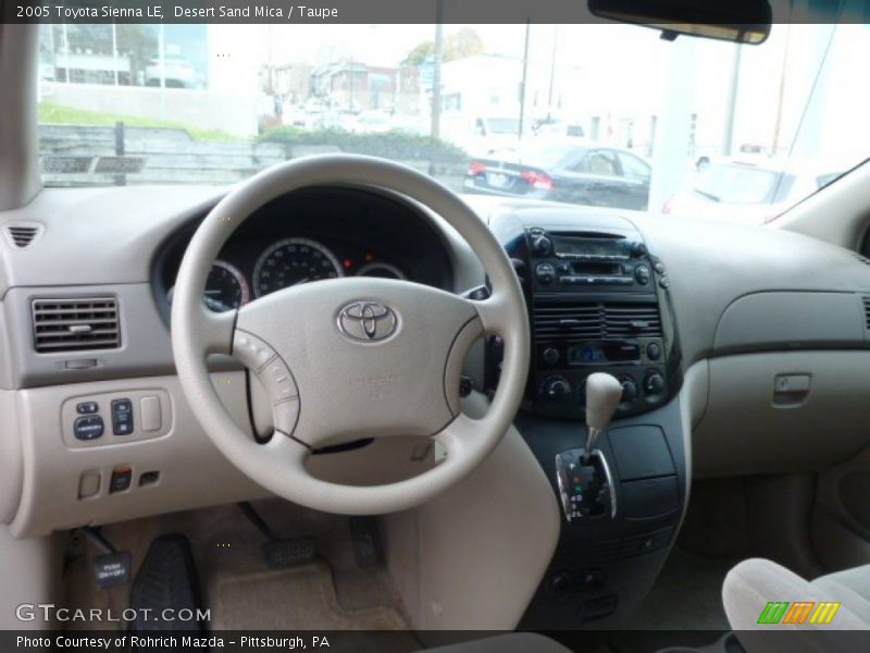 Desert Sand Mica / Taupe 2005 Toyota Sienna LE
