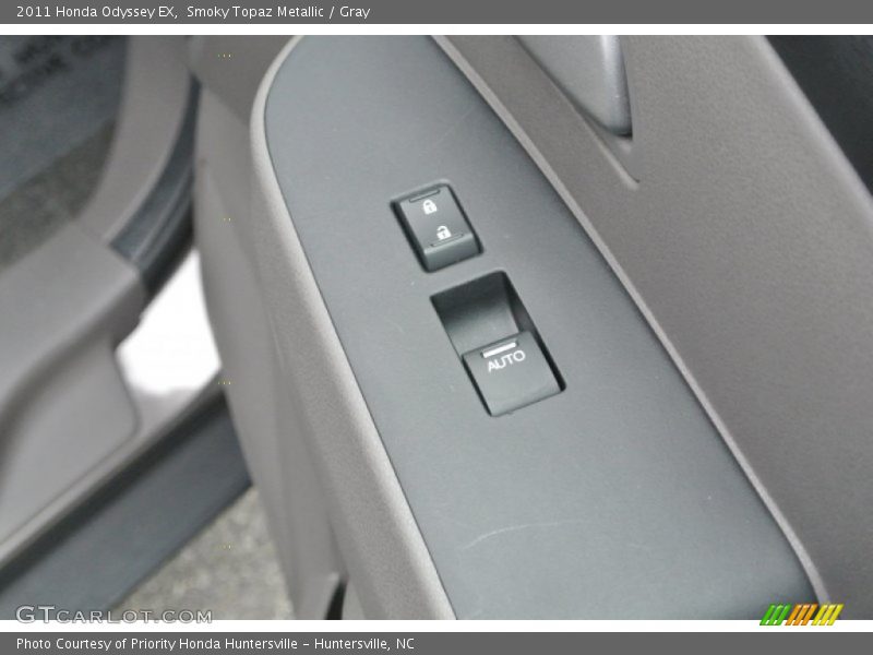 Smoky Topaz Metallic / Gray 2011 Honda Odyssey EX