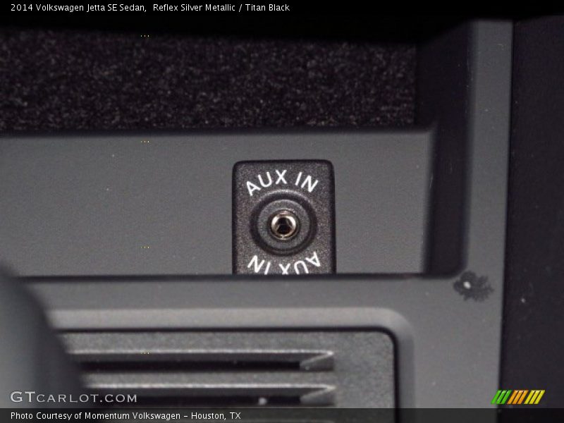 Reflex Silver Metallic / Titan Black 2014 Volkswagen Jetta SE Sedan