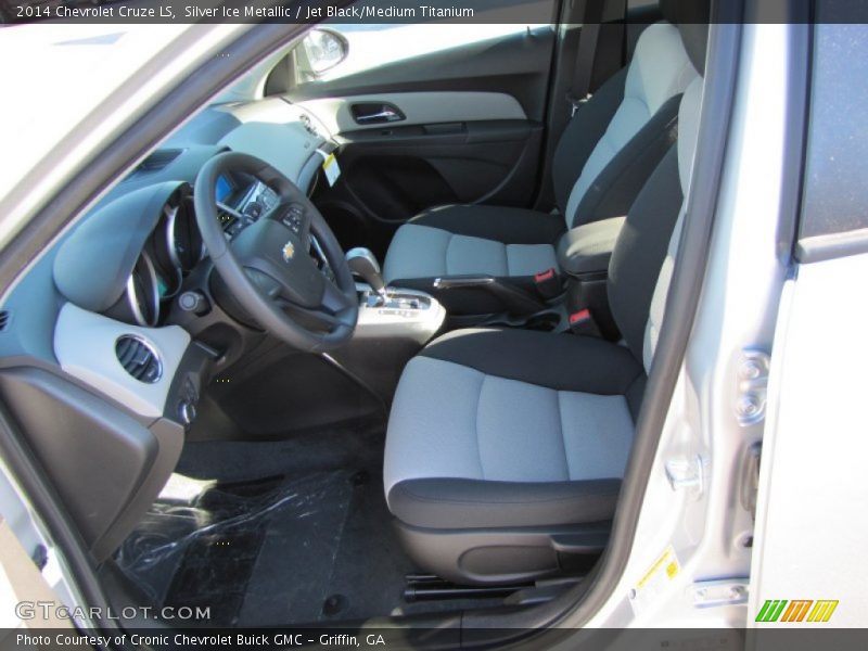 Silver Ice Metallic / Jet Black/Medium Titanium 2014 Chevrolet Cruze LS