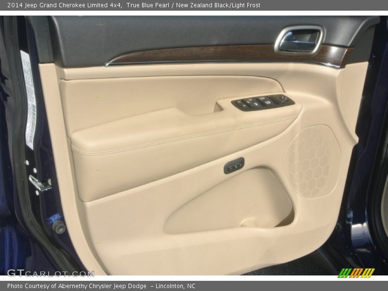 True Blue Pearl / New Zealand Black/Light Frost 2014 Jeep Grand Cherokee Limited 4x4