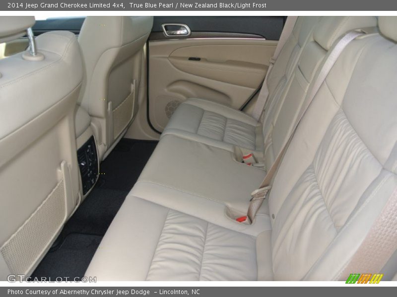 True Blue Pearl / New Zealand Black/Light Frost 2014 Jeep Grand Cherokee Limited 4x4