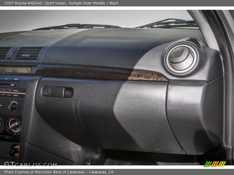 Sunlight Silver Metallic / Black 2007 Mazda MAZDA3 i Sport Sedan