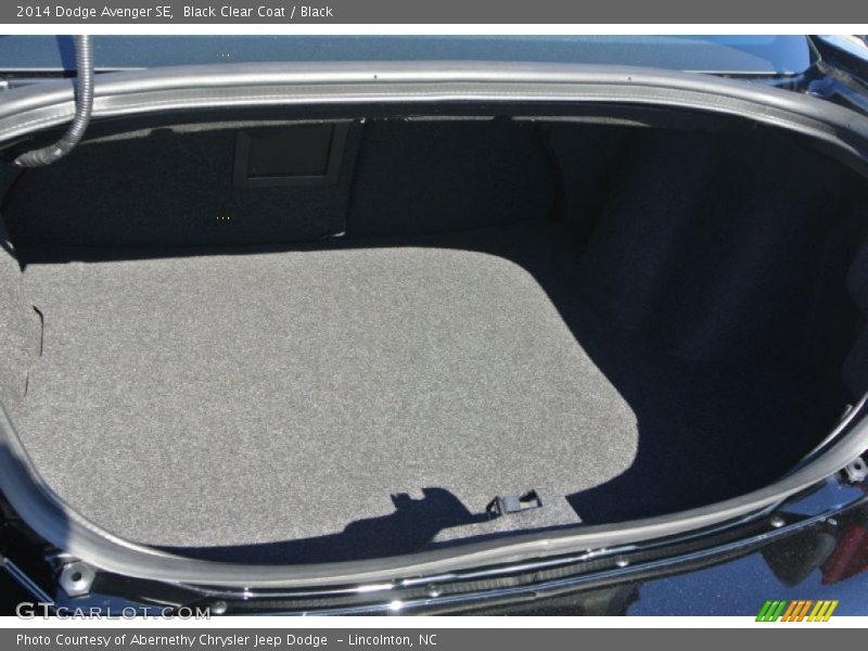 Black Clear Coat / Black 2014 Dodge Avenger SE