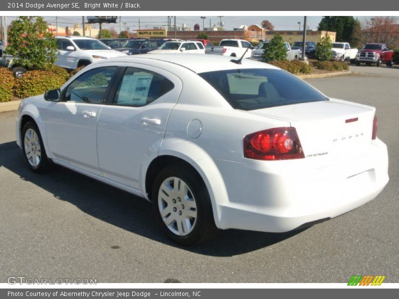 Bright White / Black 2014 Dodge Avenger SE