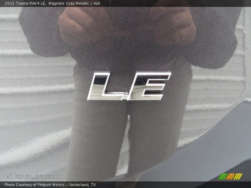 Magnetic Gray Metallic / Ash 2013 Toyota RAV4 LE