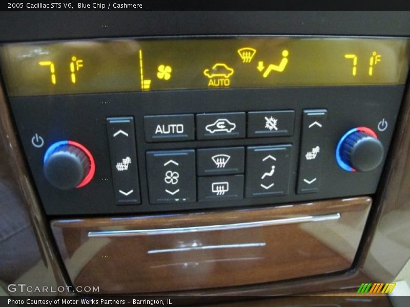 Blue Chip / Cashmere 2005 Cadillac STS V6