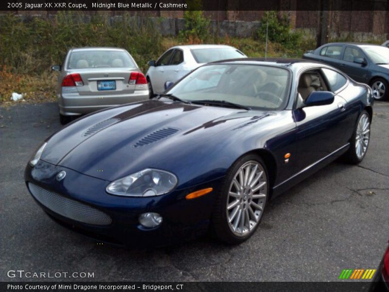 Front 3/4 View of 2005 XK XKR Coupe