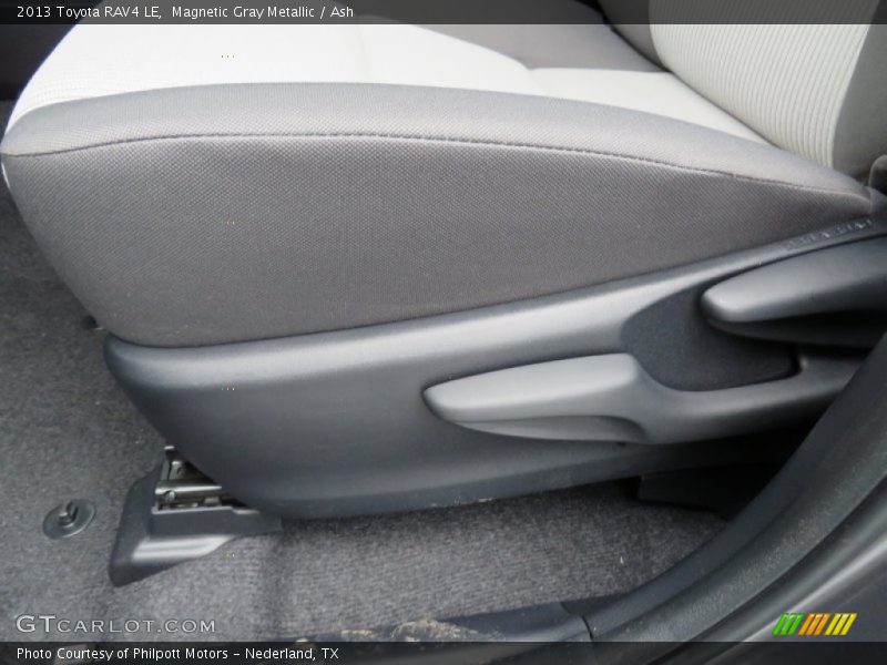 Magnetic Gray Metallic / Ash 2013 Toyota RAV4 LE